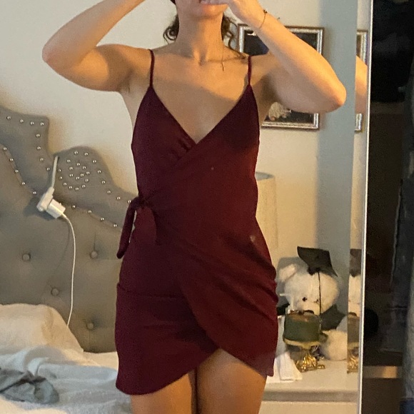 Maroon Mini Dress - Picture 2 of 3